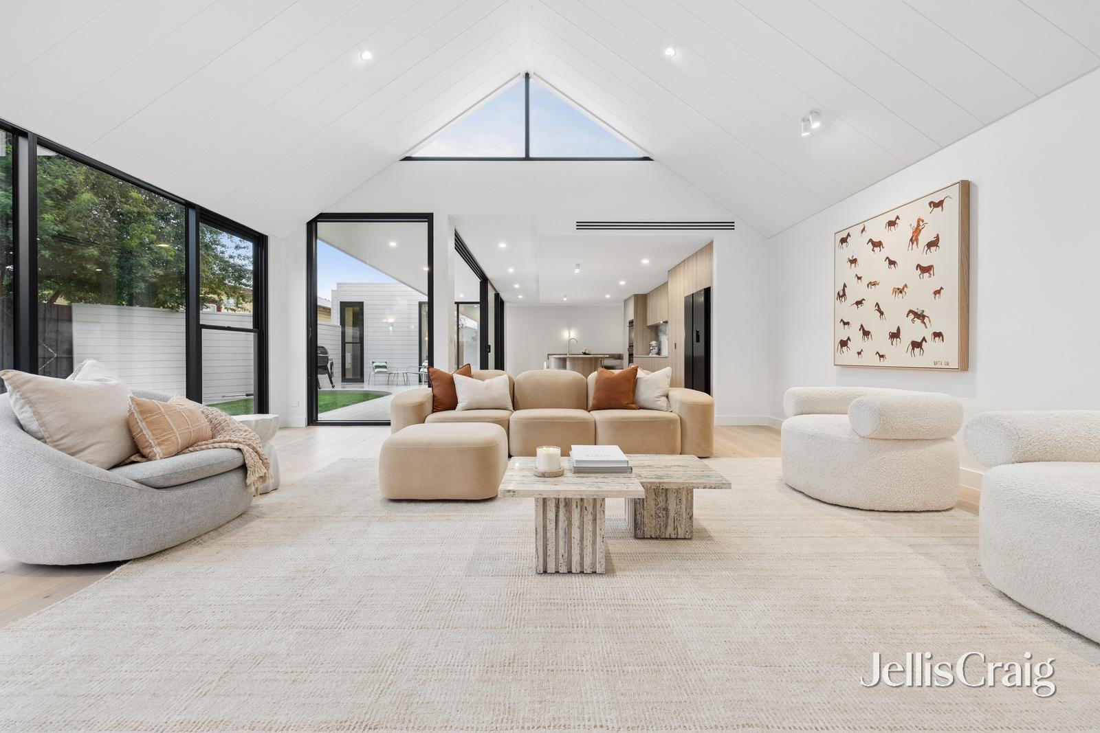 18A Queen Victoria Street, Newington image 2