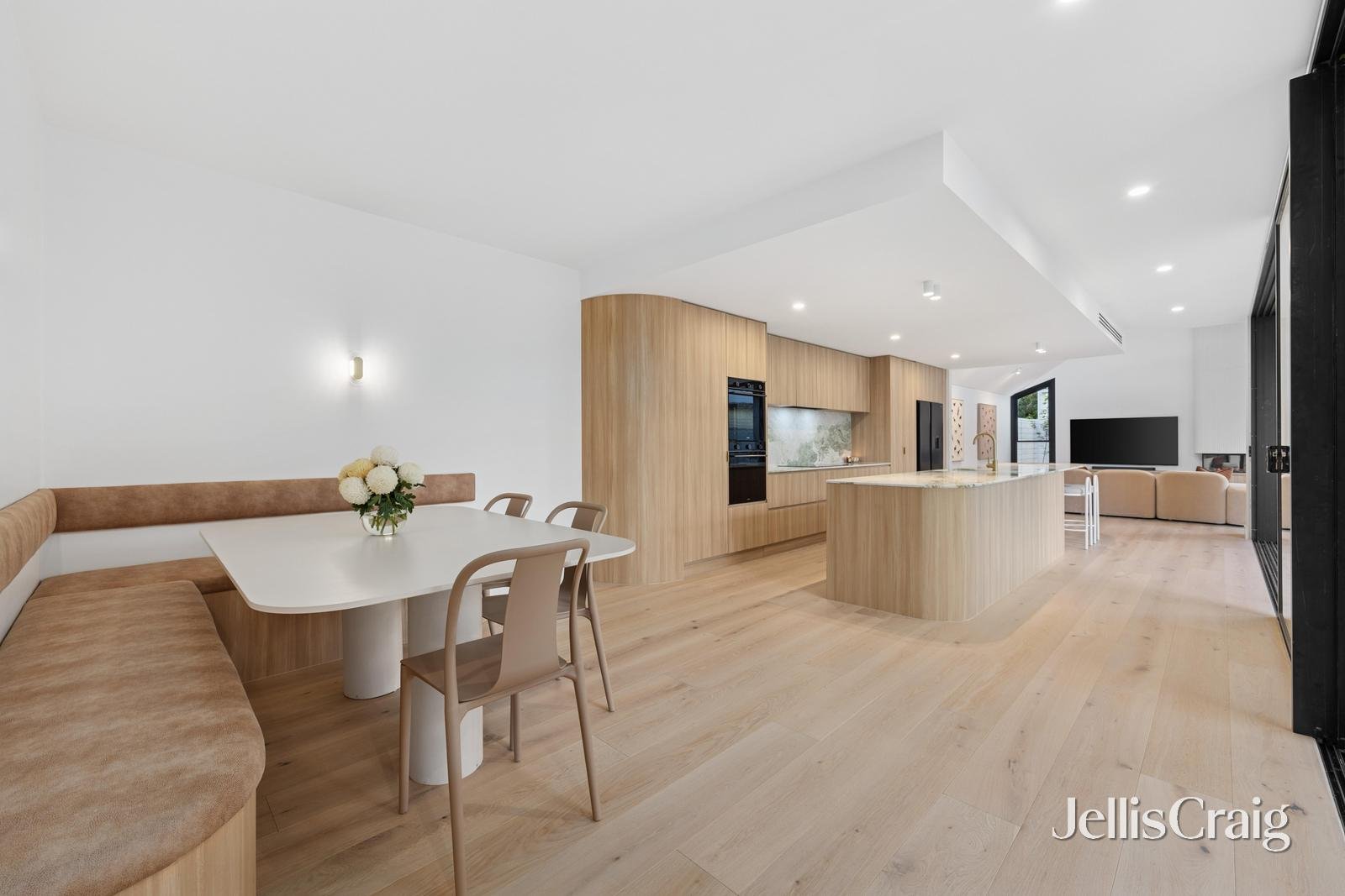 18A Queen Victoria Street, Newington image 4