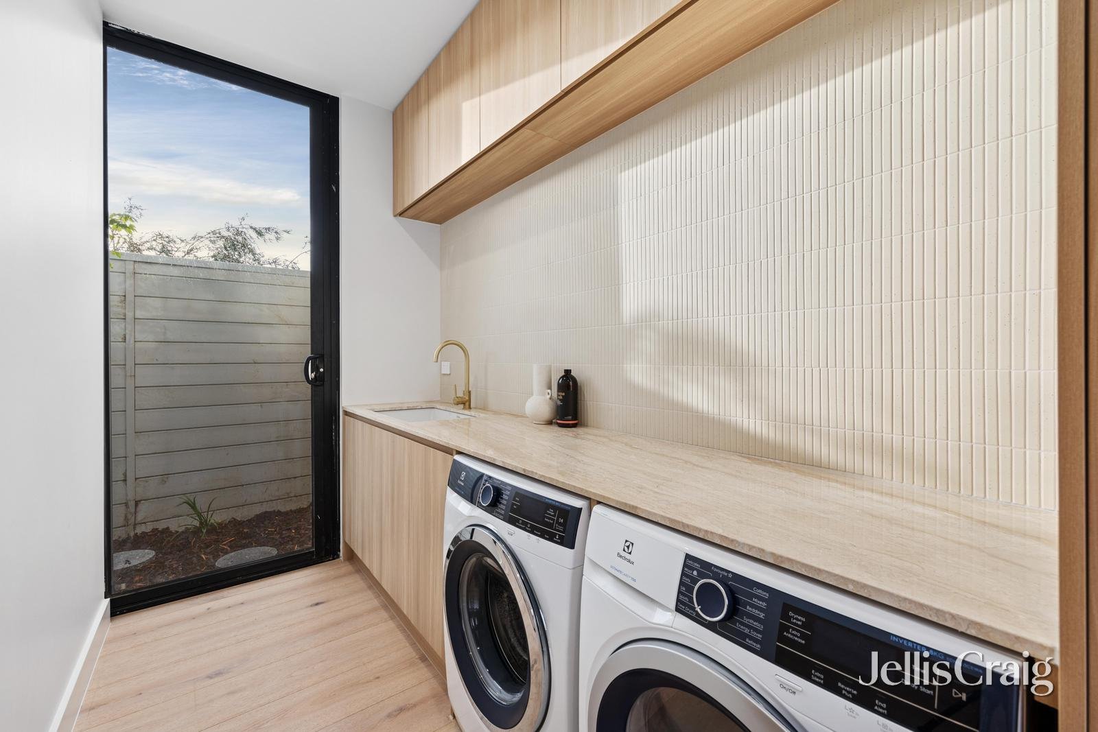 18A Queen Victoria Street, Newington image 15