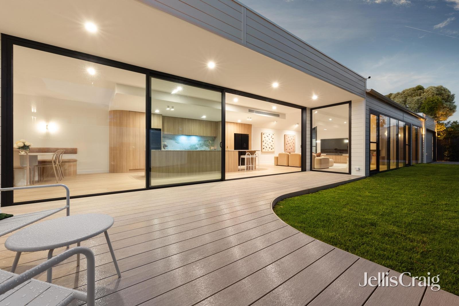 18A Queen Victoria Street, Newington image 22