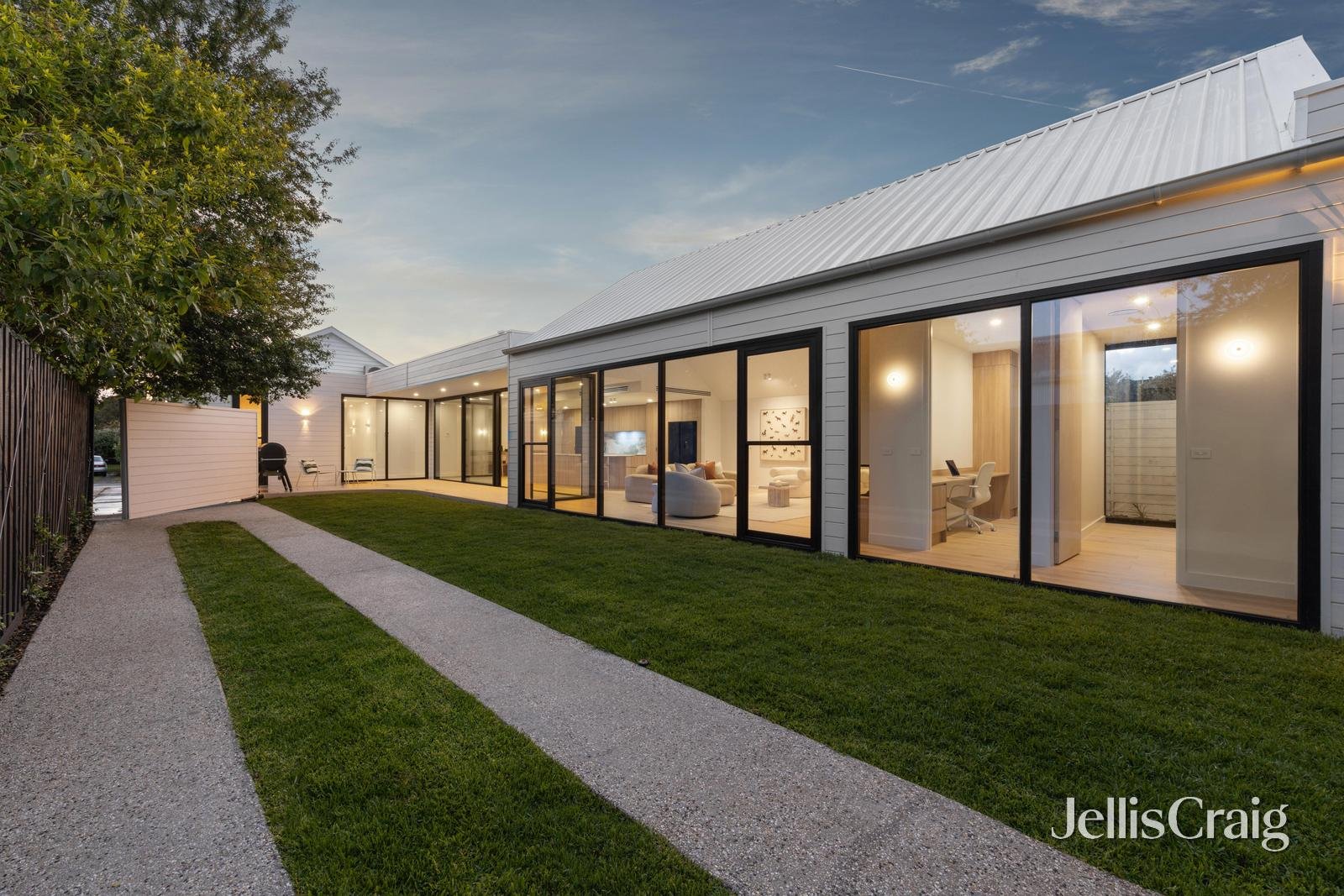 18A Queen Victoria Street, Newington image 23