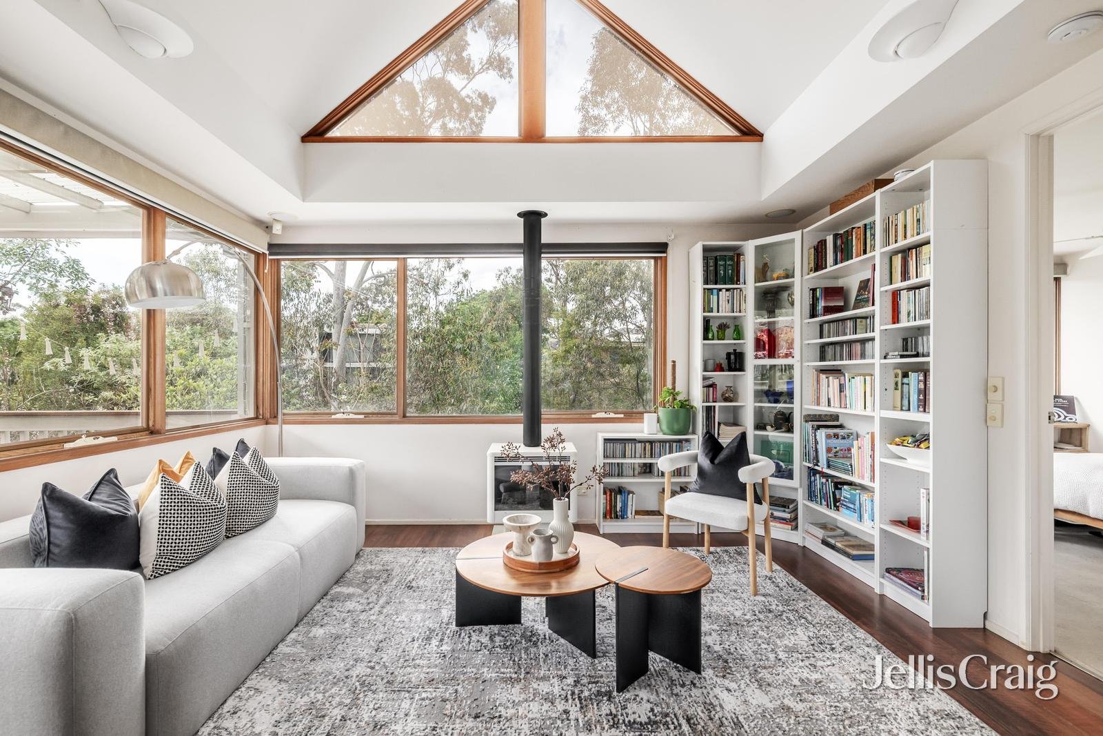18A Rochester Road, Canterbury image 1