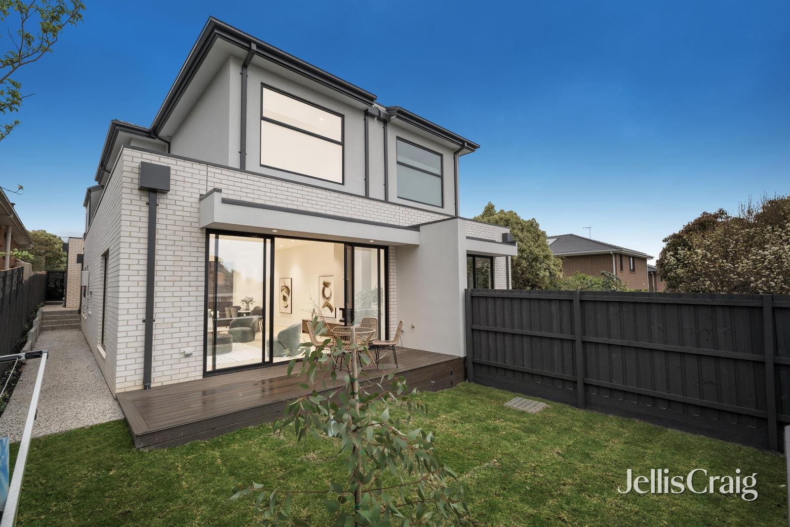 18A Tainton Road, Burwood East image 12