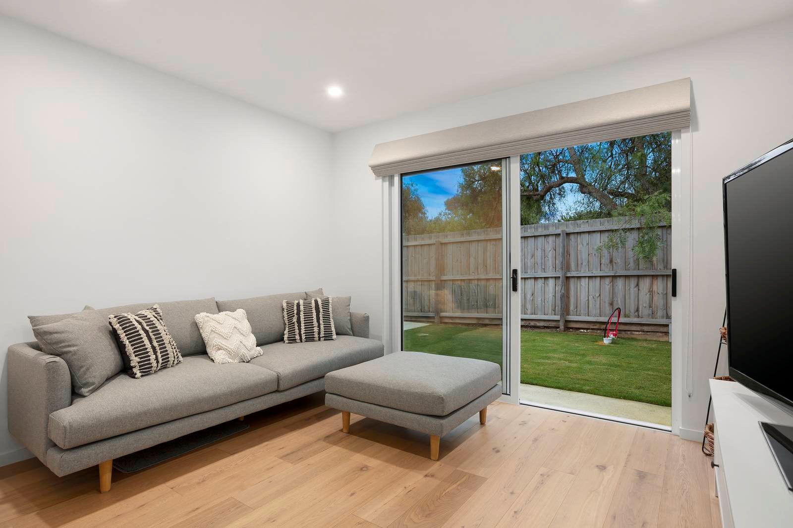 Property Gallery Thumbnail 8