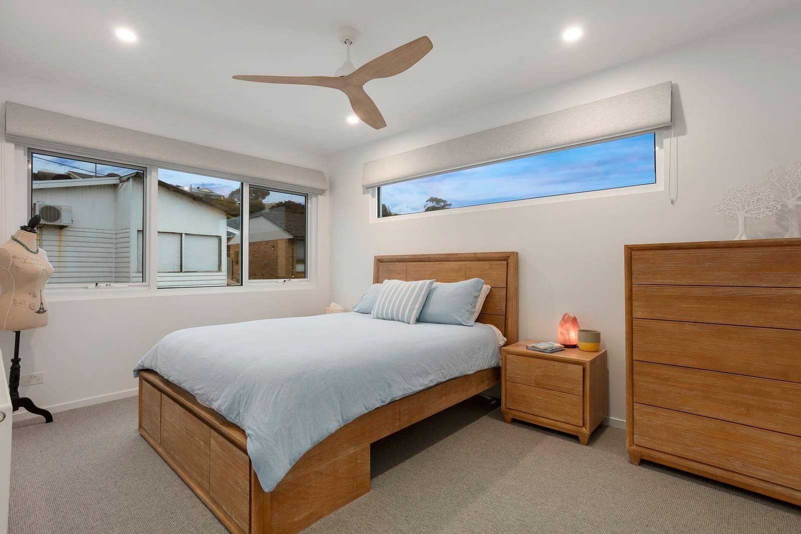 Property Gallery Thumbnail 12