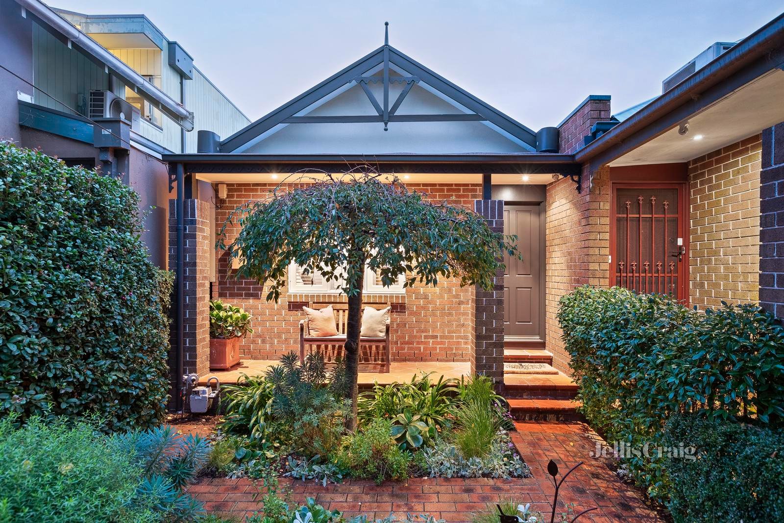 18B Cunningham Street, Northcote image 2