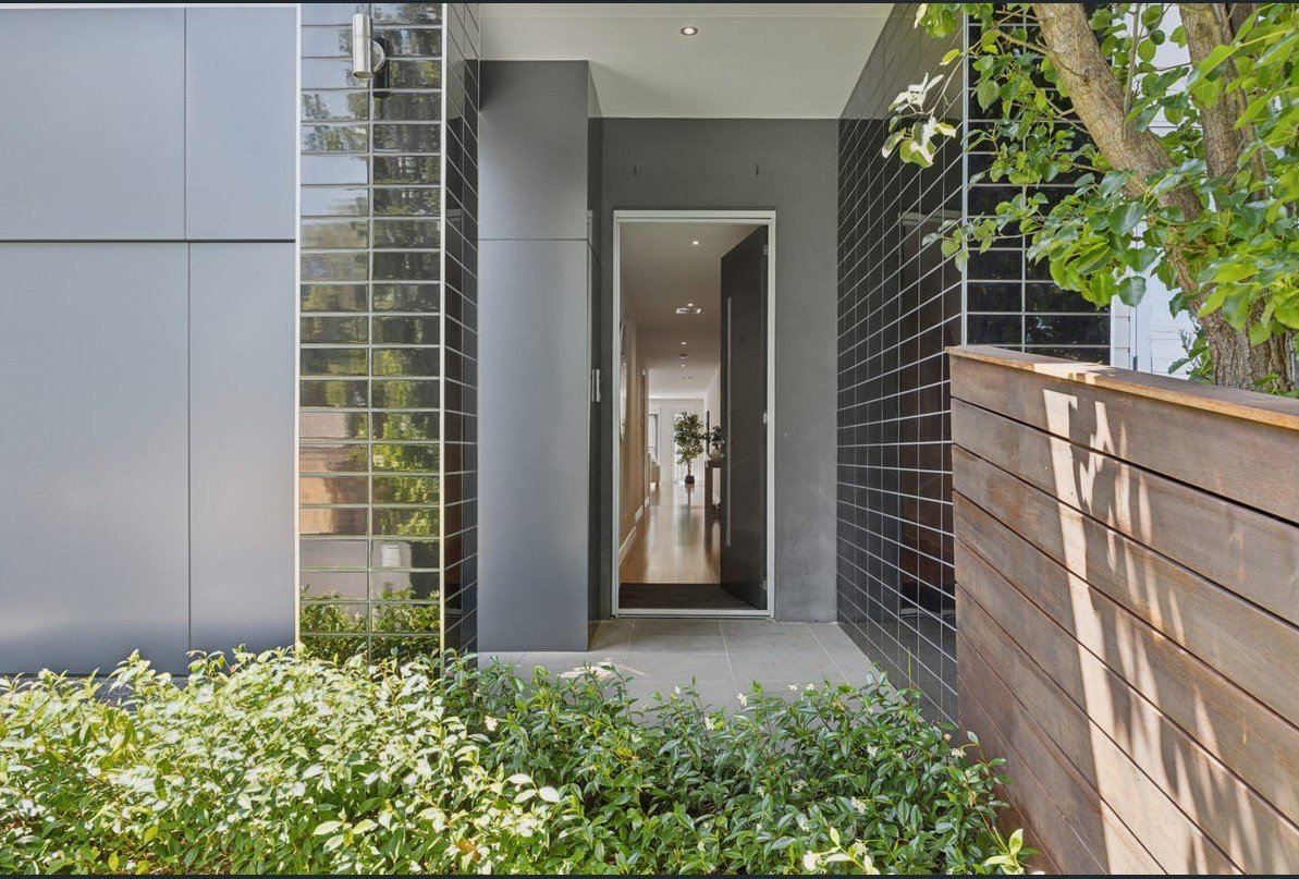 18B Durban Street, Bentleigh image 2