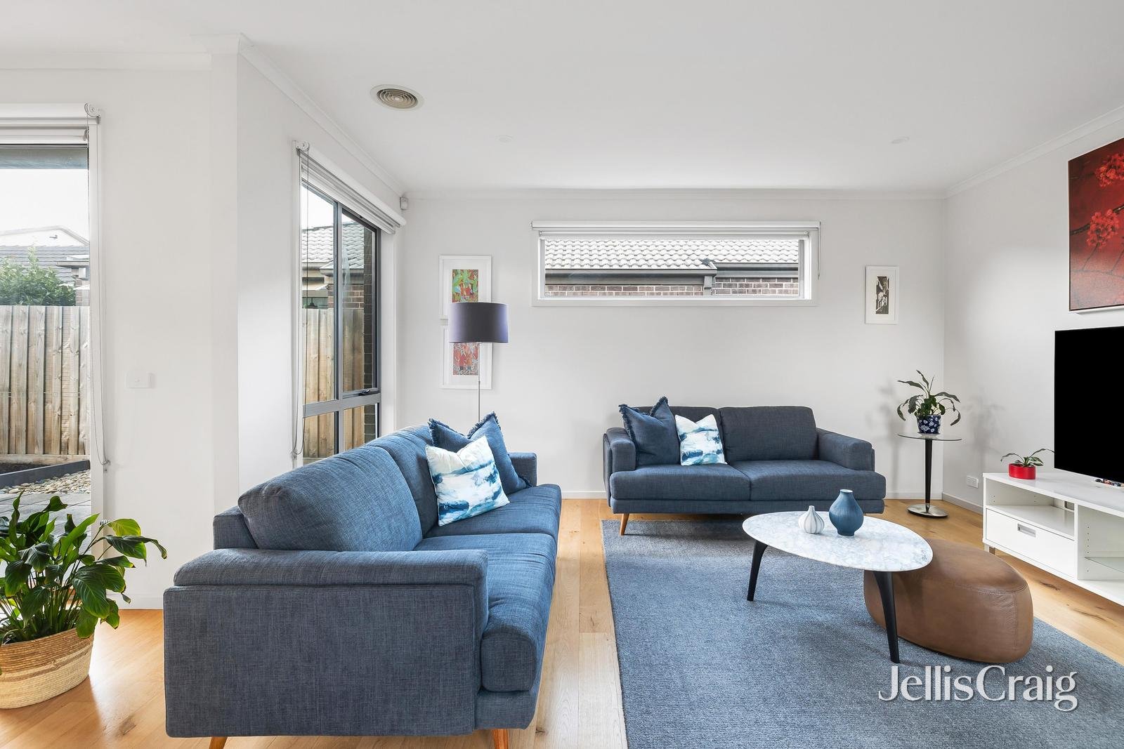 18B Jean Street, Cheltenham image 6
