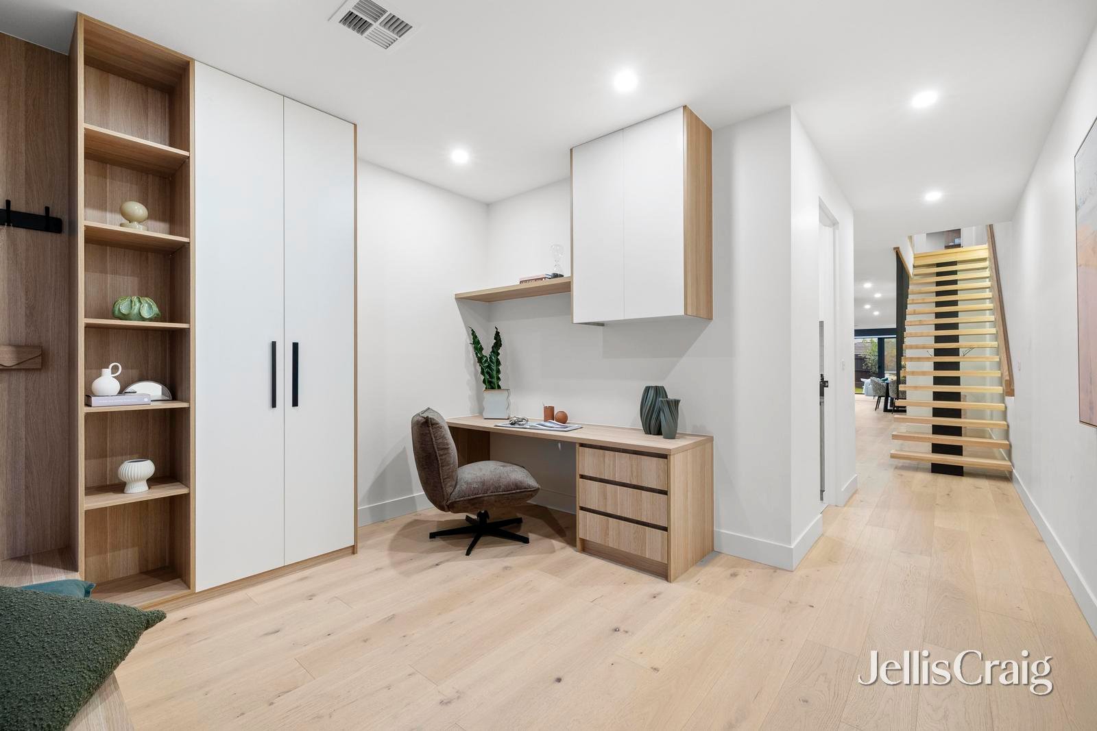 18b Lahona Avenue, Bentleigh East image 7