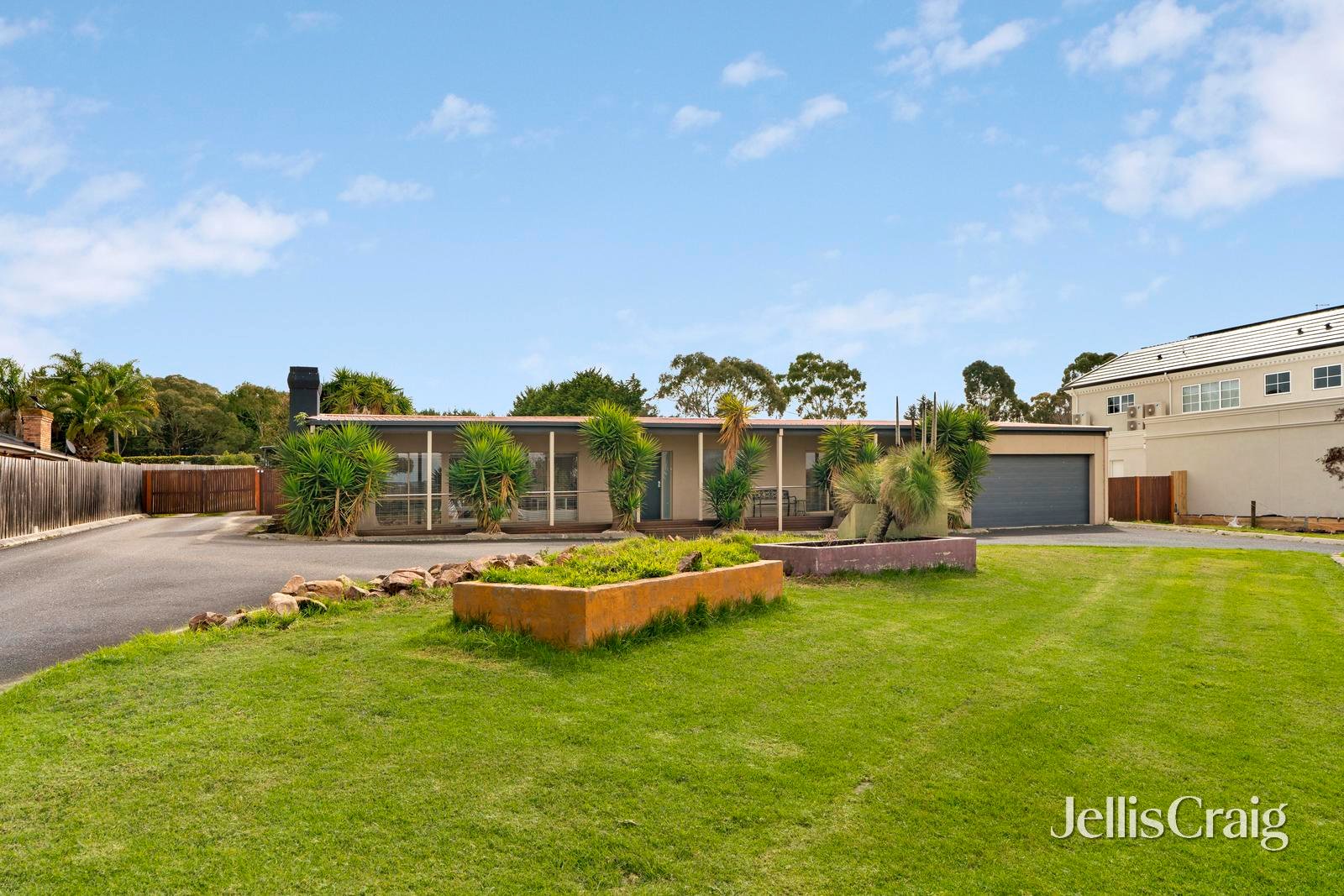 19-21 Warren Park Place, Narre&nbsp;Warren&nbsp;South image 2