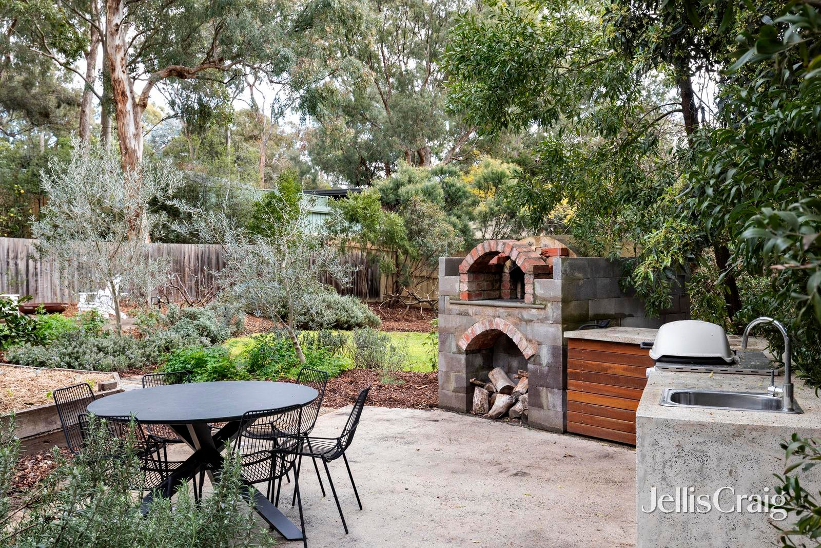 19 Alban Street, Montmorency image 16