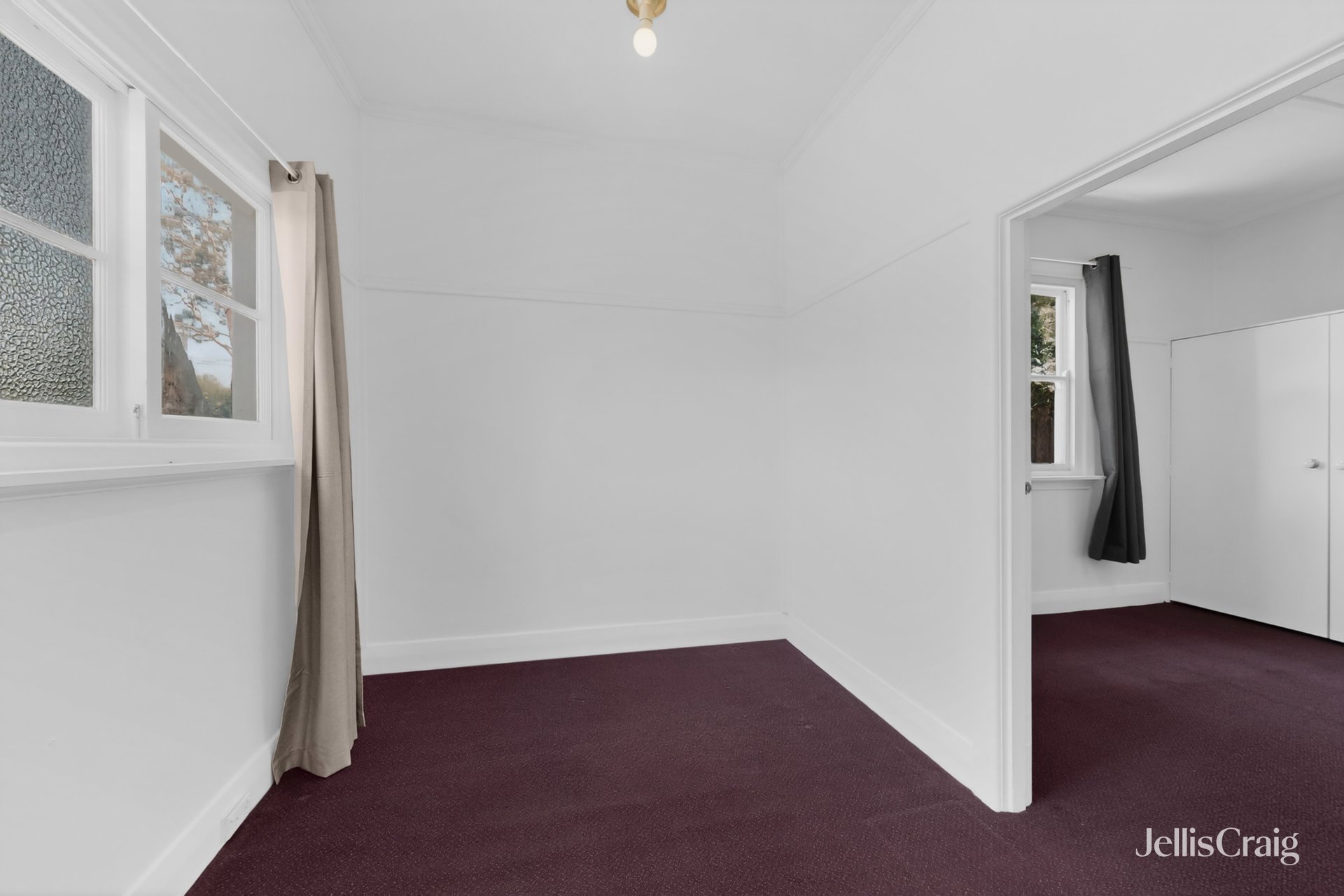 19 Allan Street, Aberfeldie image 9