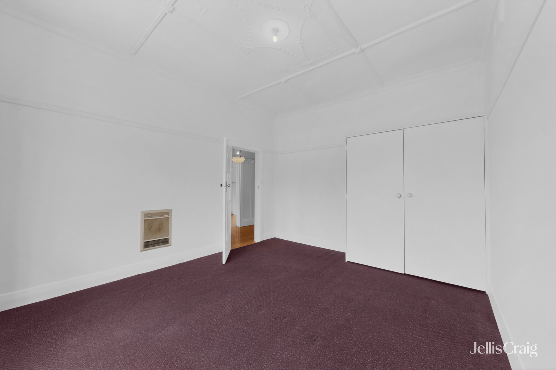 19 Allan Street, Aberfeldie image 11