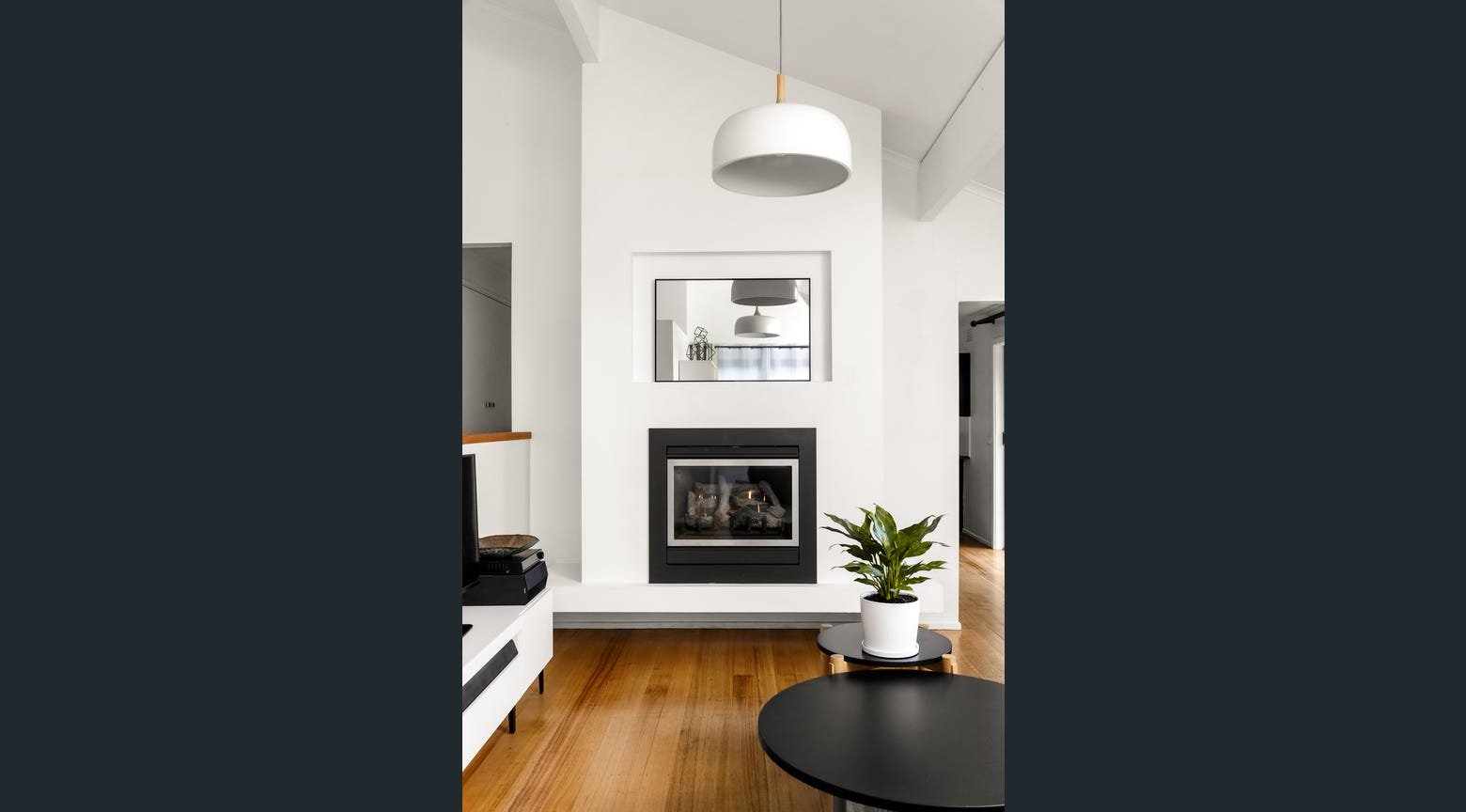 19 Amesbury Avenue, Wantirna image 4