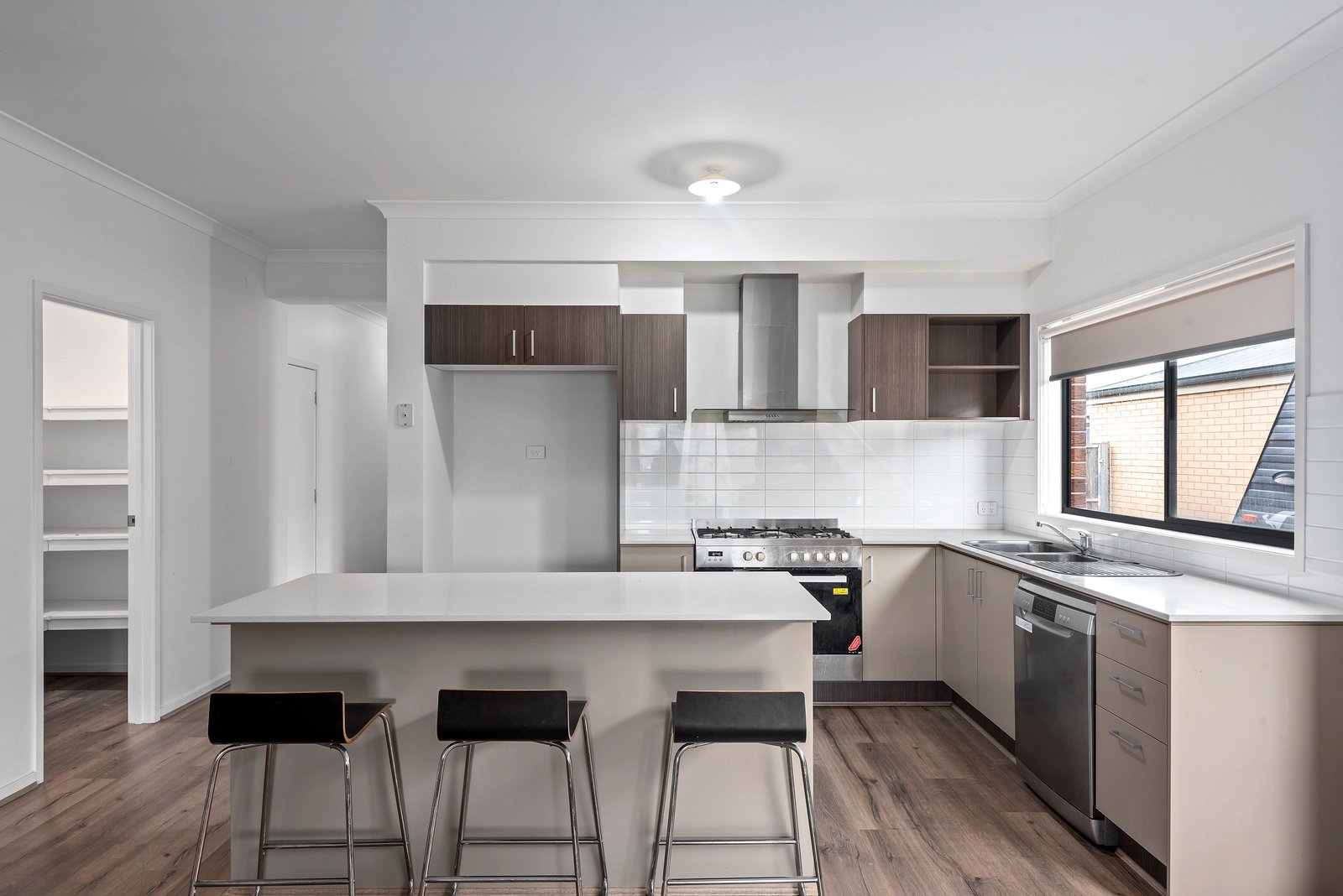 Property Gallery Thumbnail 2