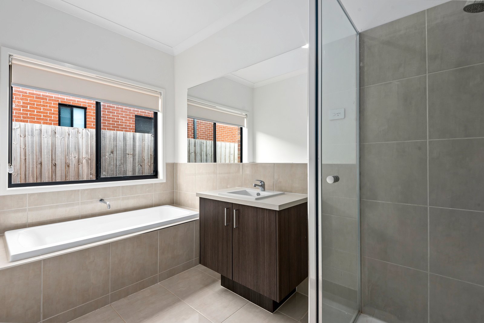 Property Gallery Thumbnail 5