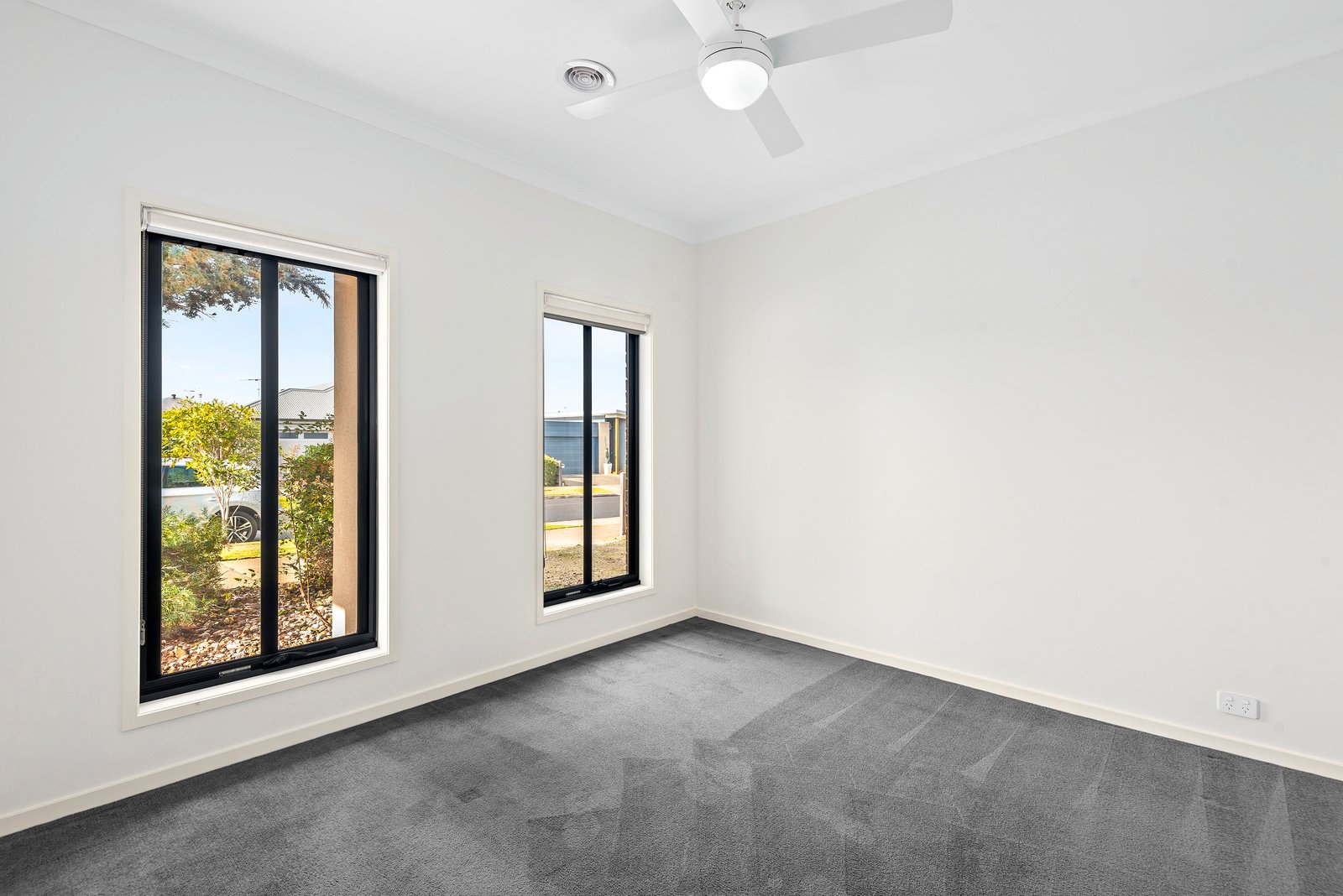 Property Gallery Thumbnail 7
