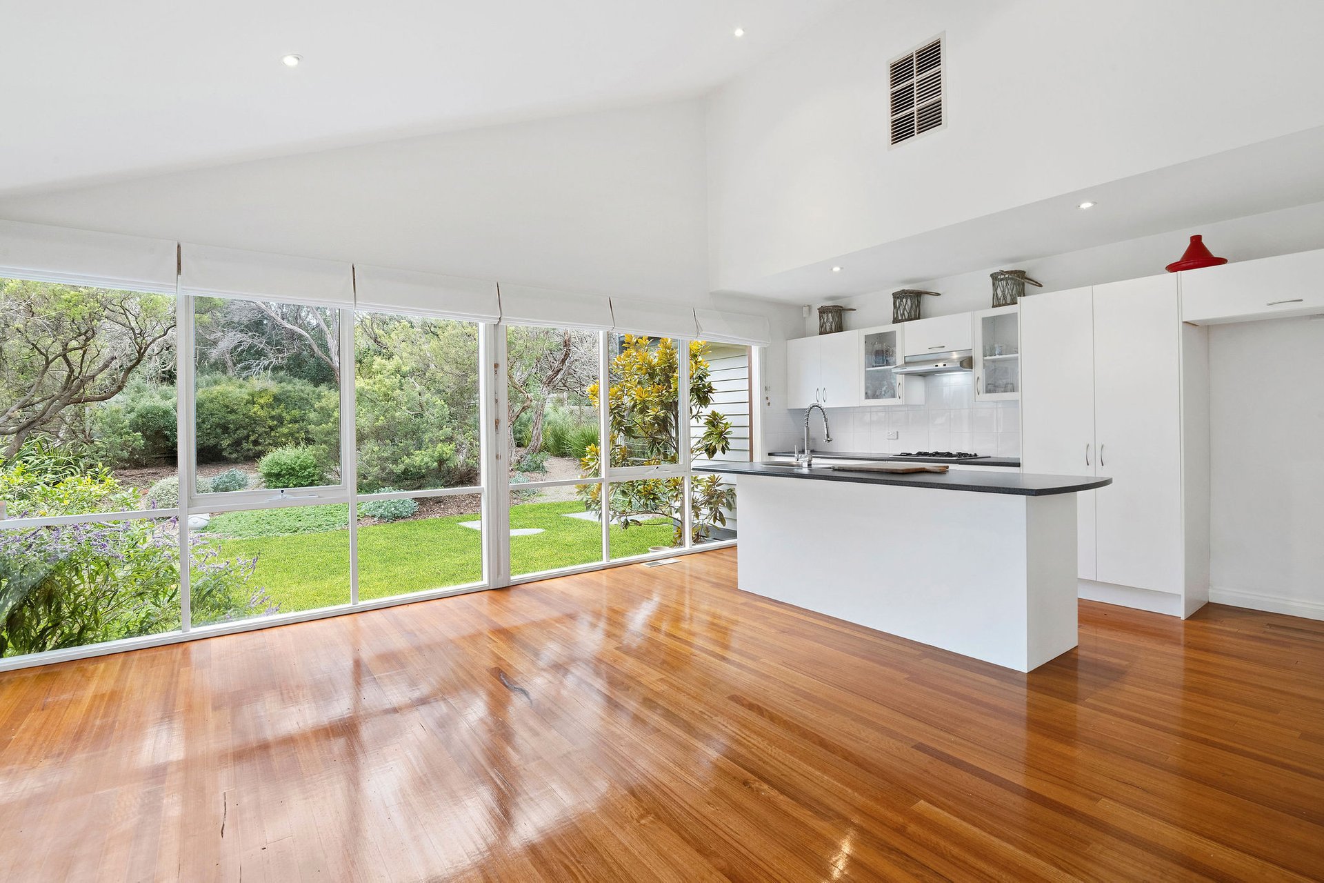 19 Andrea Street, Rye image 3