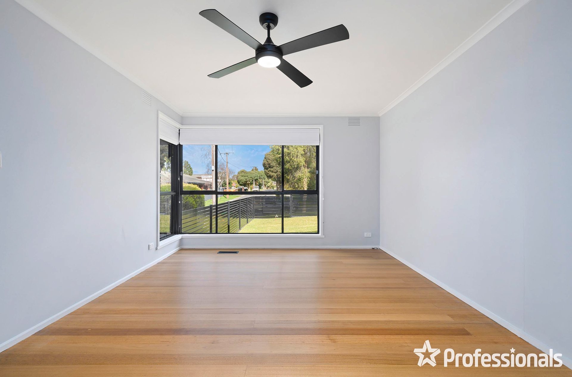 1/9 Arkarra Court, Mooroolbark image 6