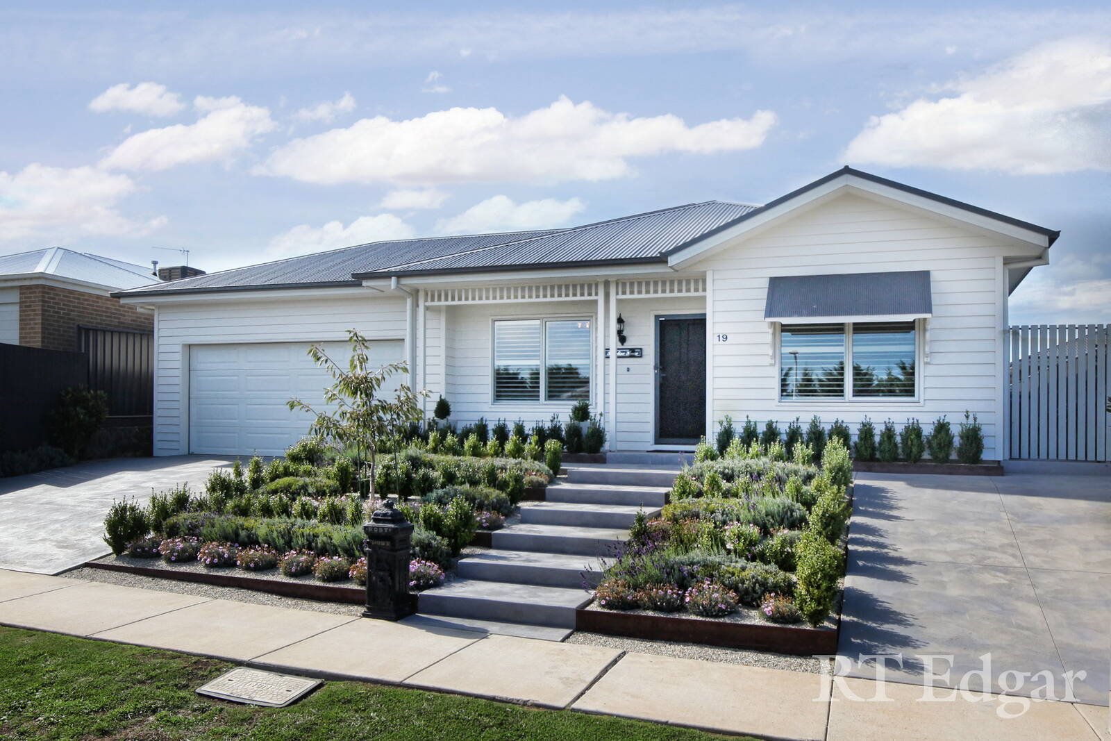 Property Gallery - Main Image