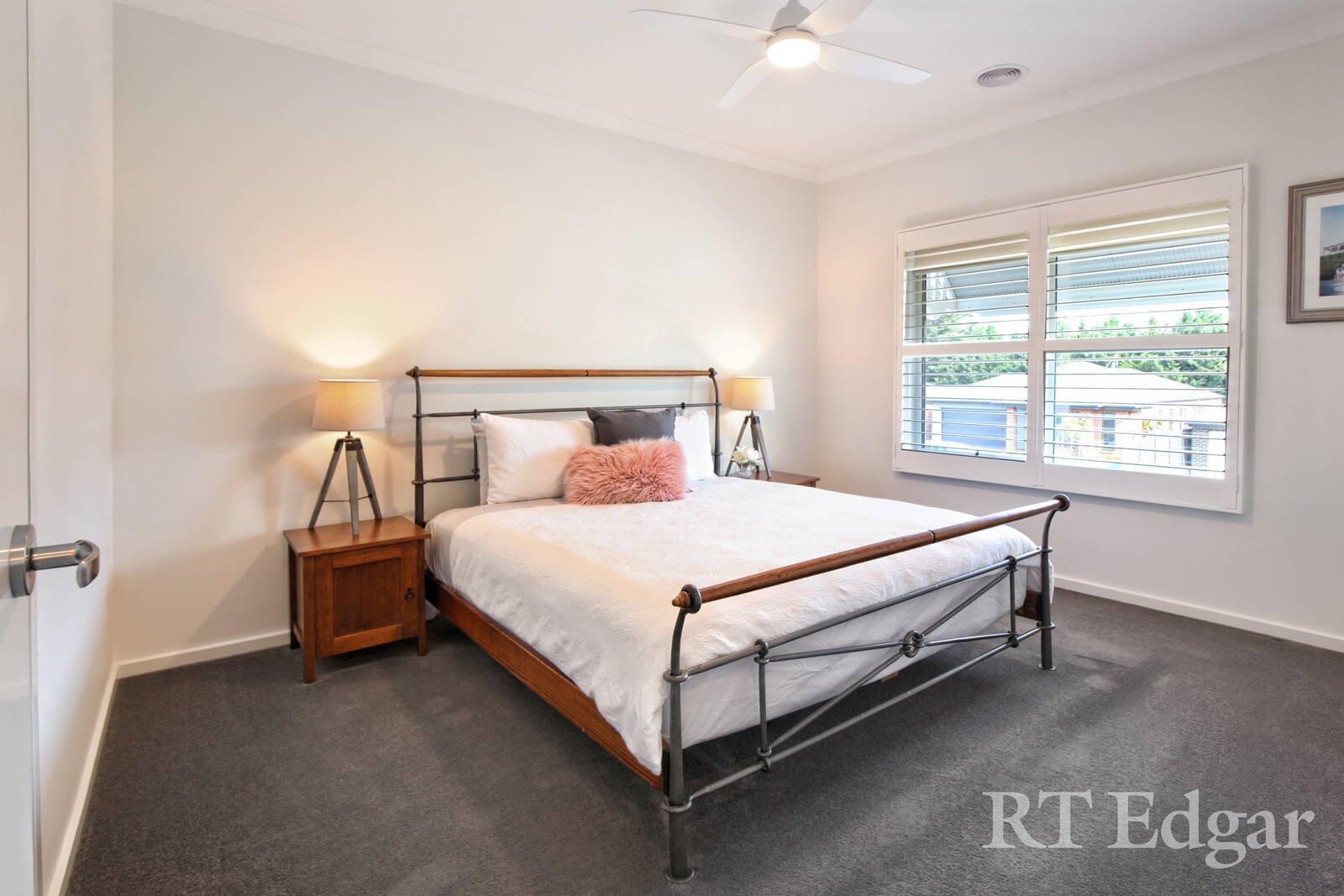 Property Gallery Thumbnail 7