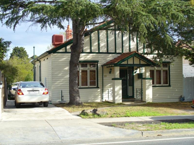 19 Asquith Street, KEW VIC 3101
