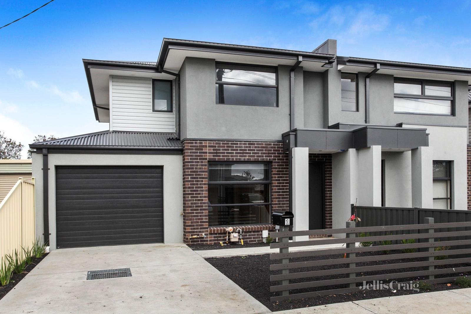 1/9 Balmoral Street, Braybrook image 1