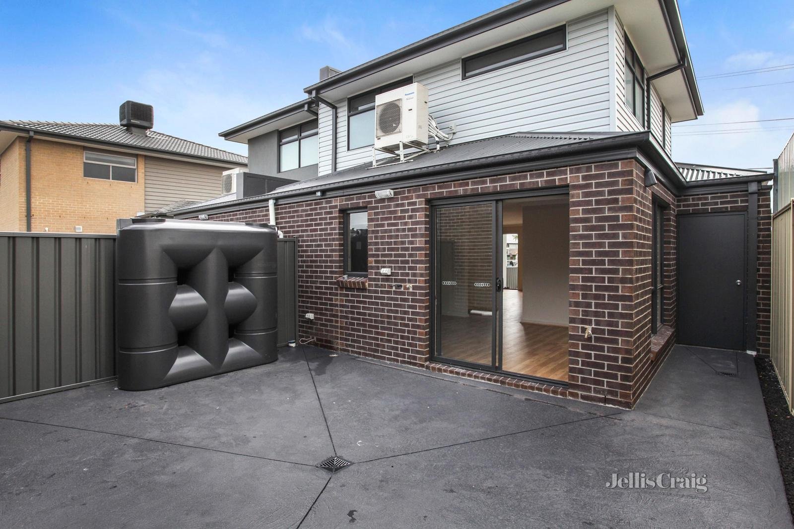 1/9 Balmoral Street, Braybrook image 7