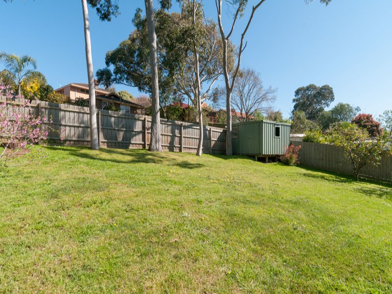 19 Barina Avenue, Mooroolbark image 16