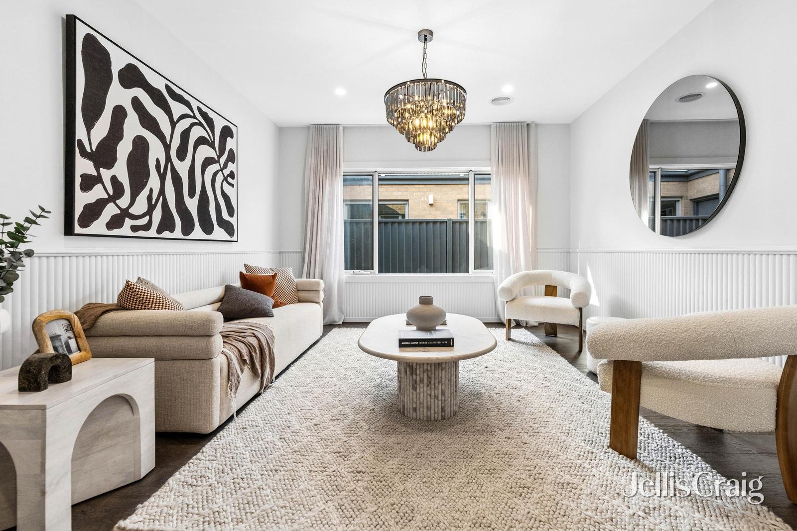 19 Blomeley Drive, Lucas image 2