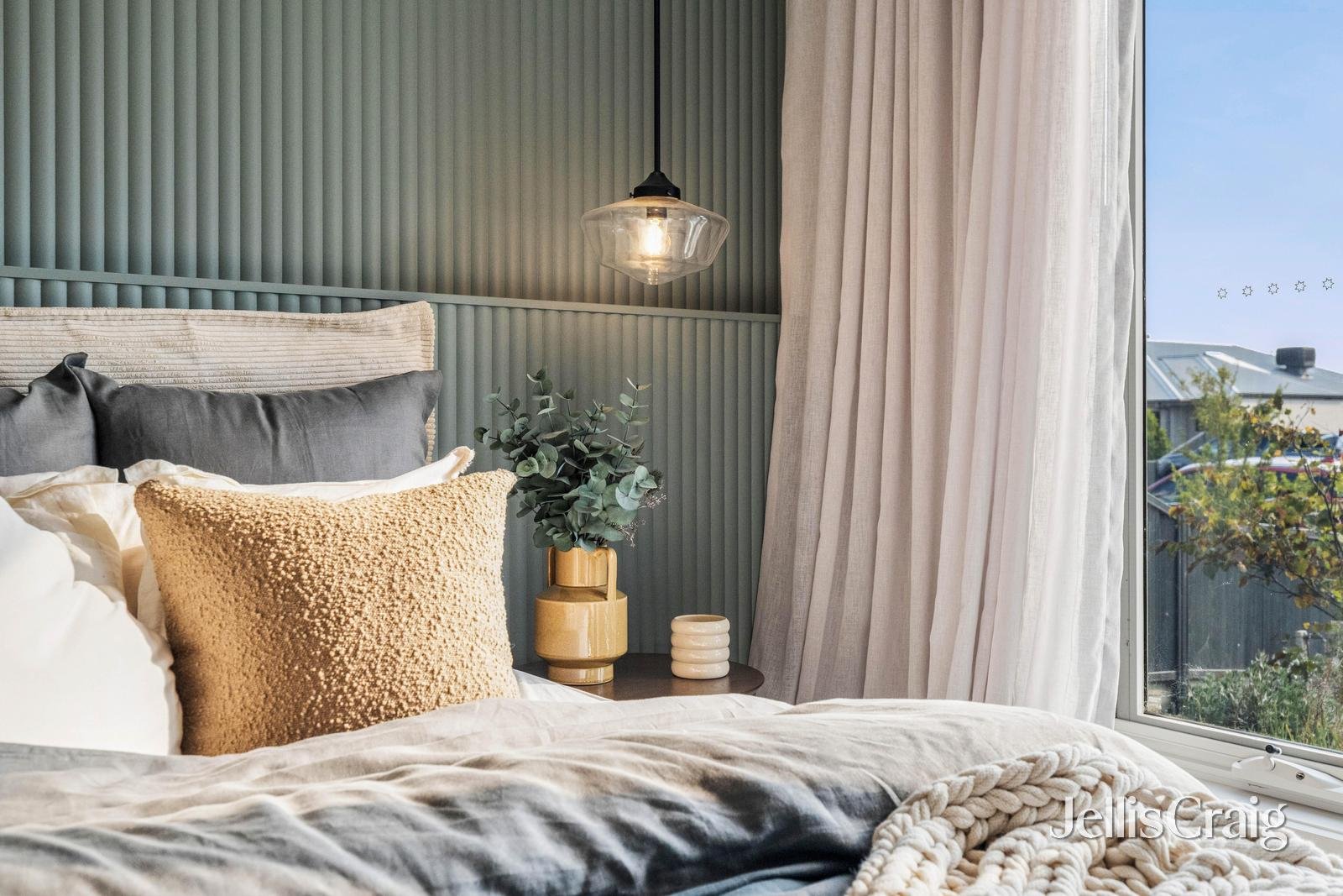 19 Blomeley Drive, Lucas image 10