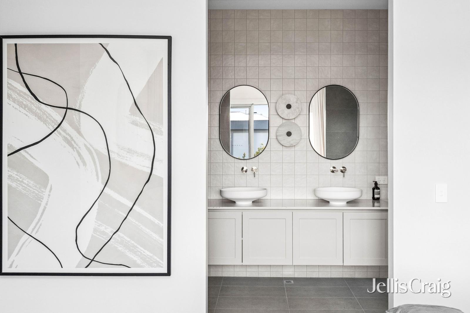 19 Blomeley Drive, Lucas image 11