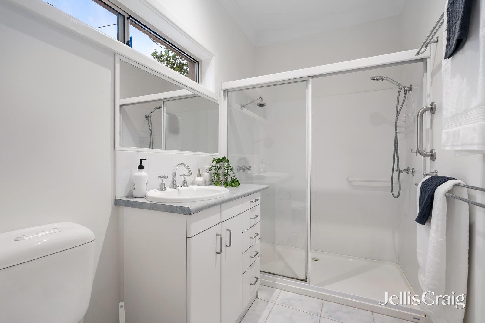 1/9 Braeside Avenue, Ringwood East image 9