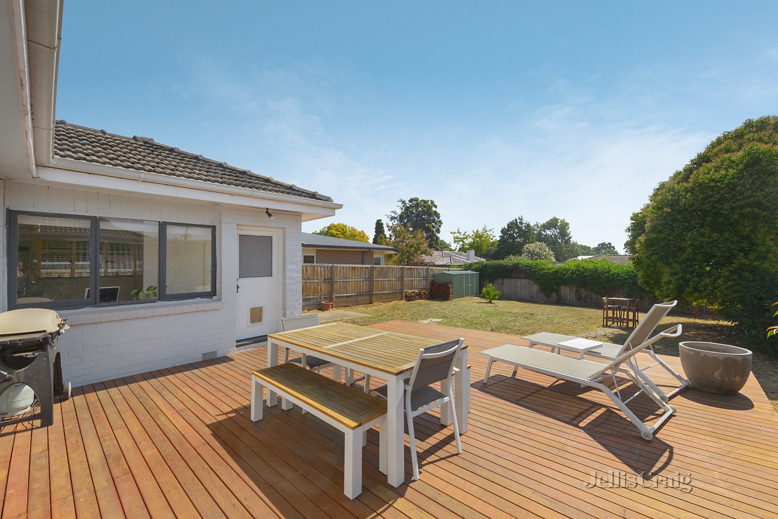 19 Brazeel Street, Blackburn South image 1