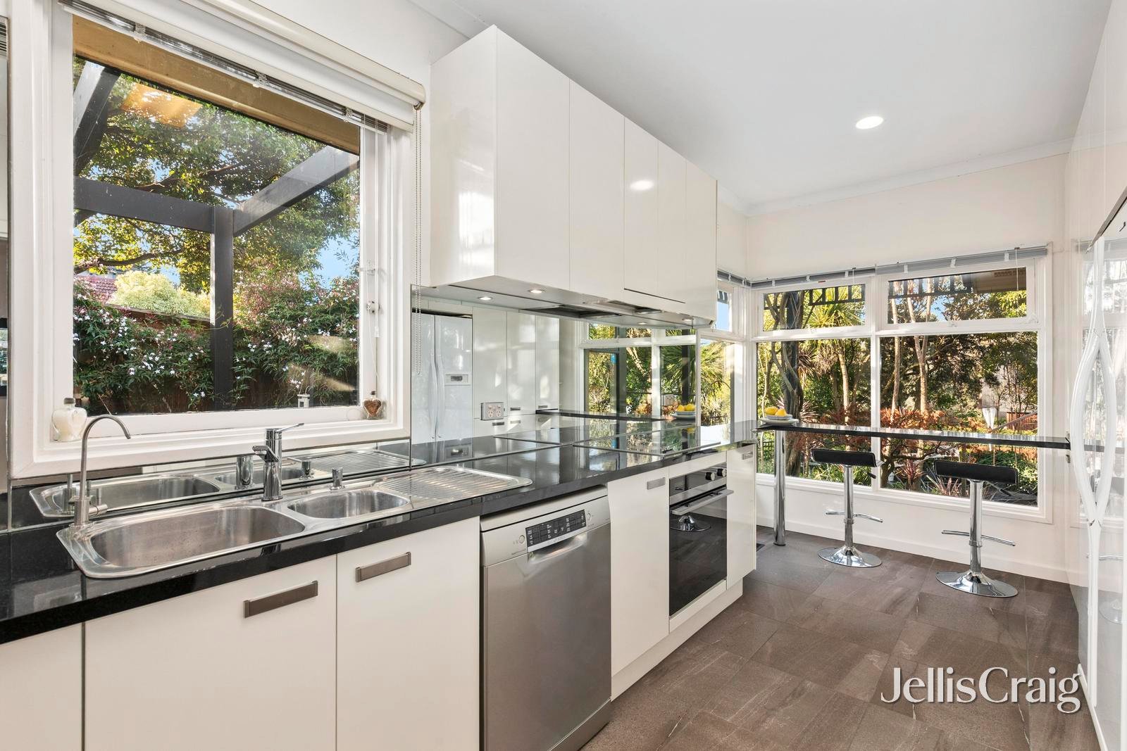 19 Bruce Street, Mount&nbsp;Waverley image 4