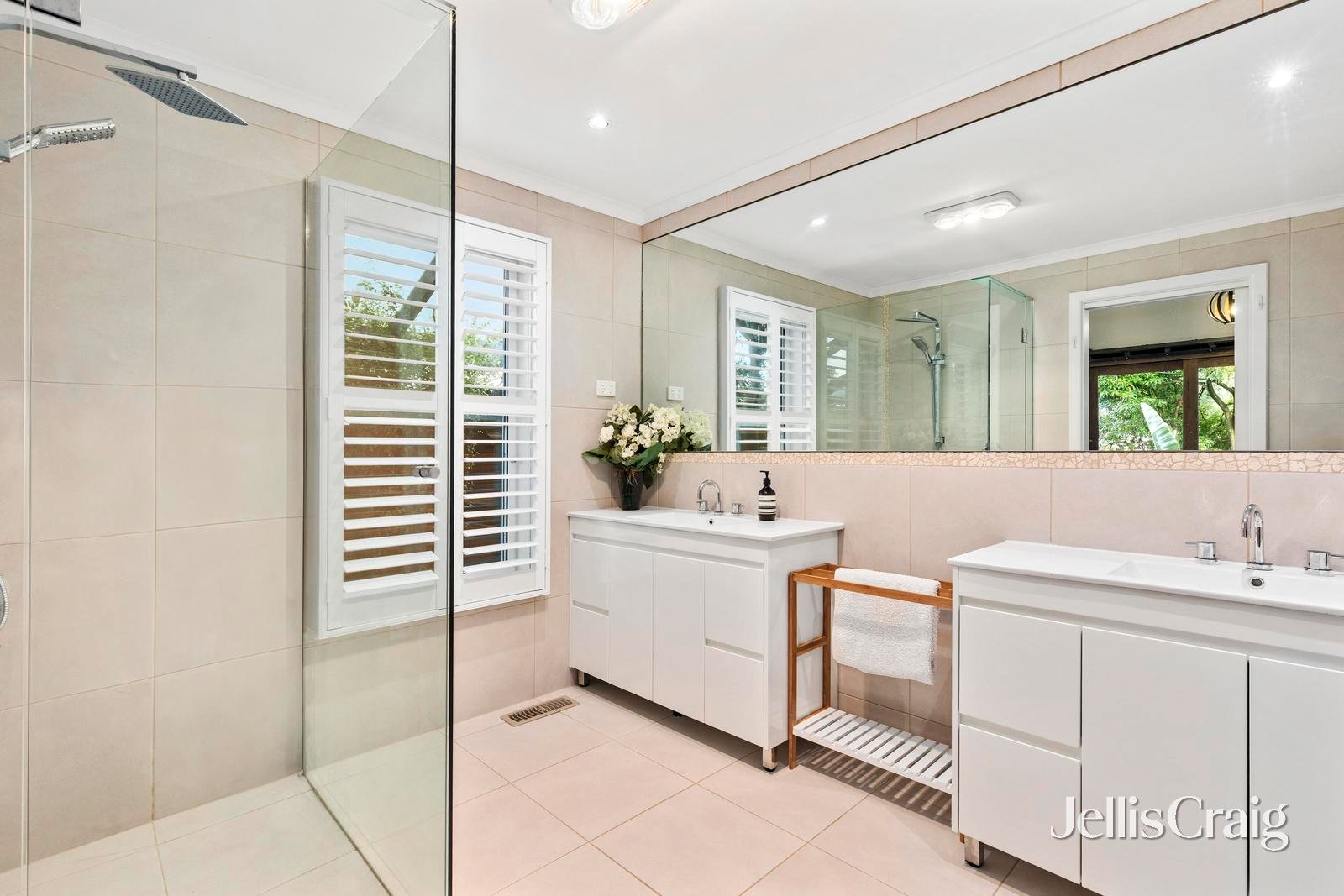 19 Bruce Street, Mount&nbsp;Waverley image 9
