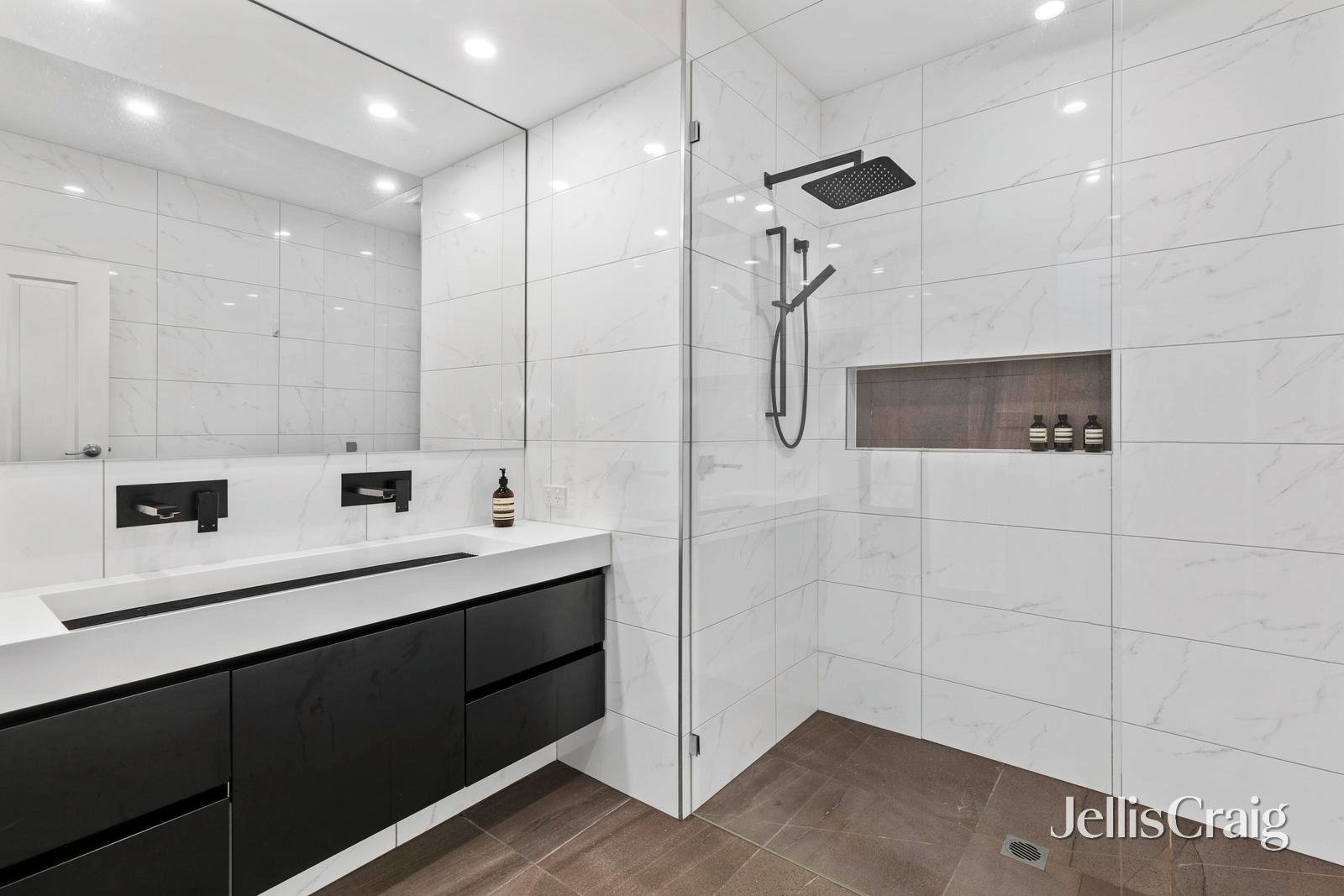 19 Bruce Street, Mount&nbsp;Waverley image 10