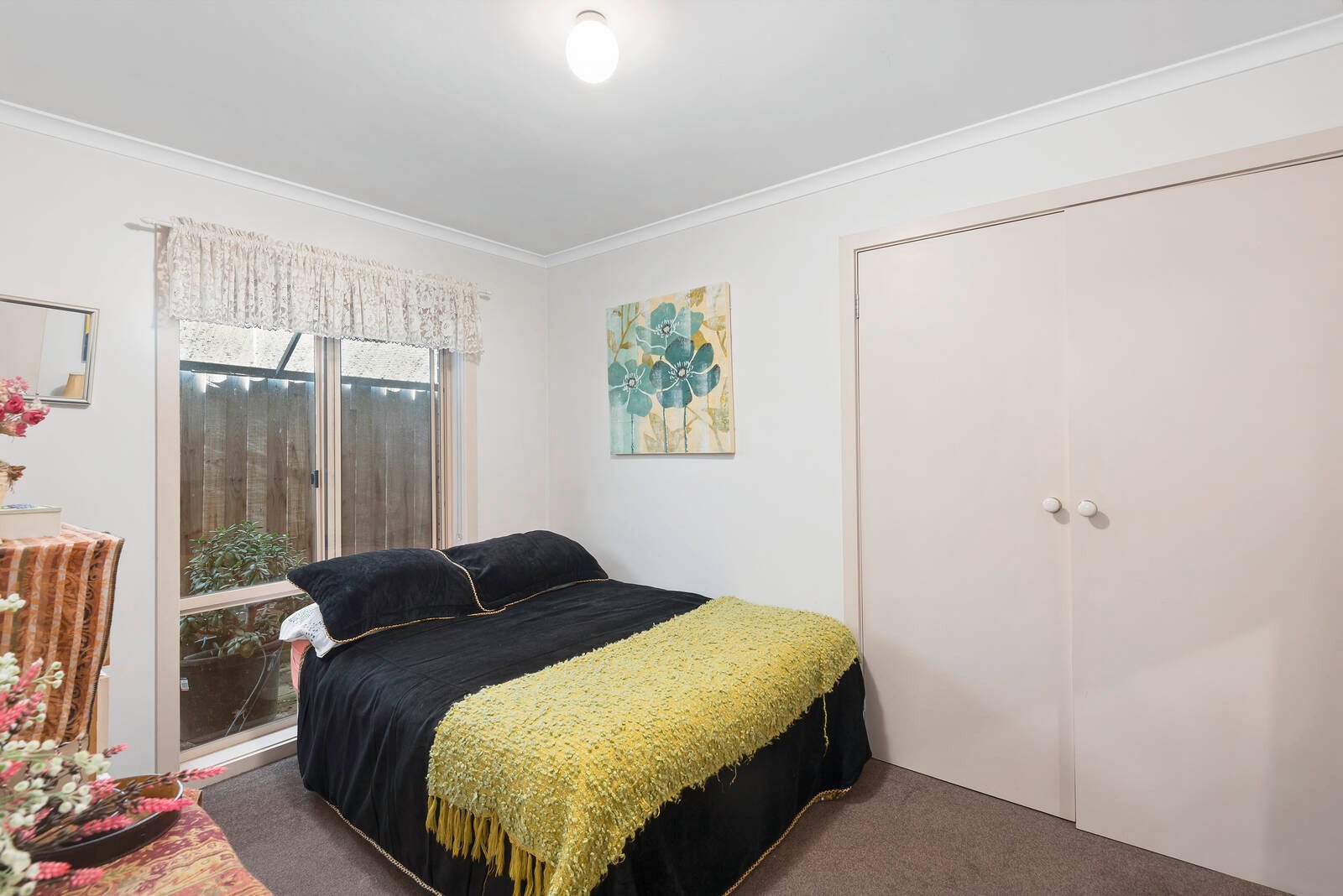 Property Gallery Thumbnail 6