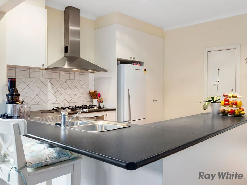 1/9 Burch Street, Blackburn North image 4