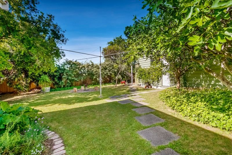 19 Burroughs Road, Balwyn image 10