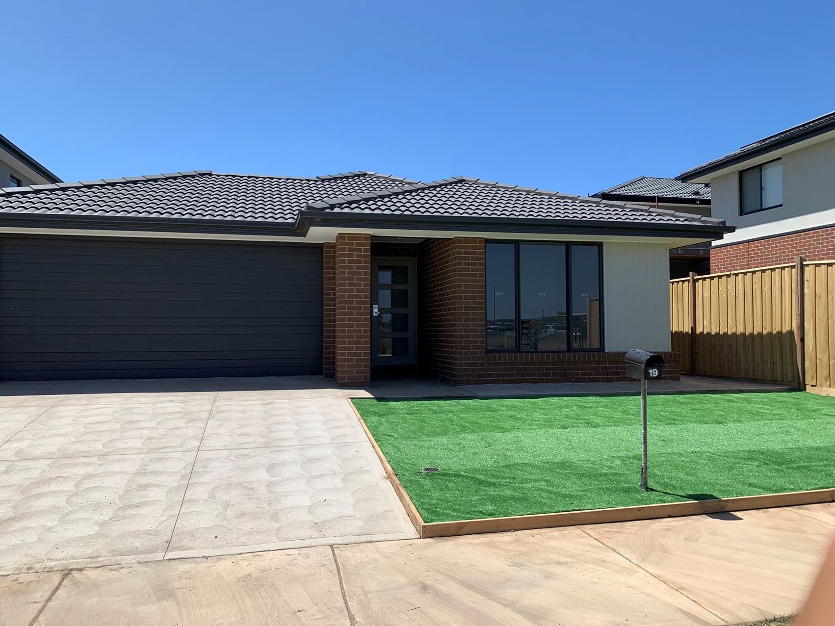 19 Caddy Road, Tarneit image 1