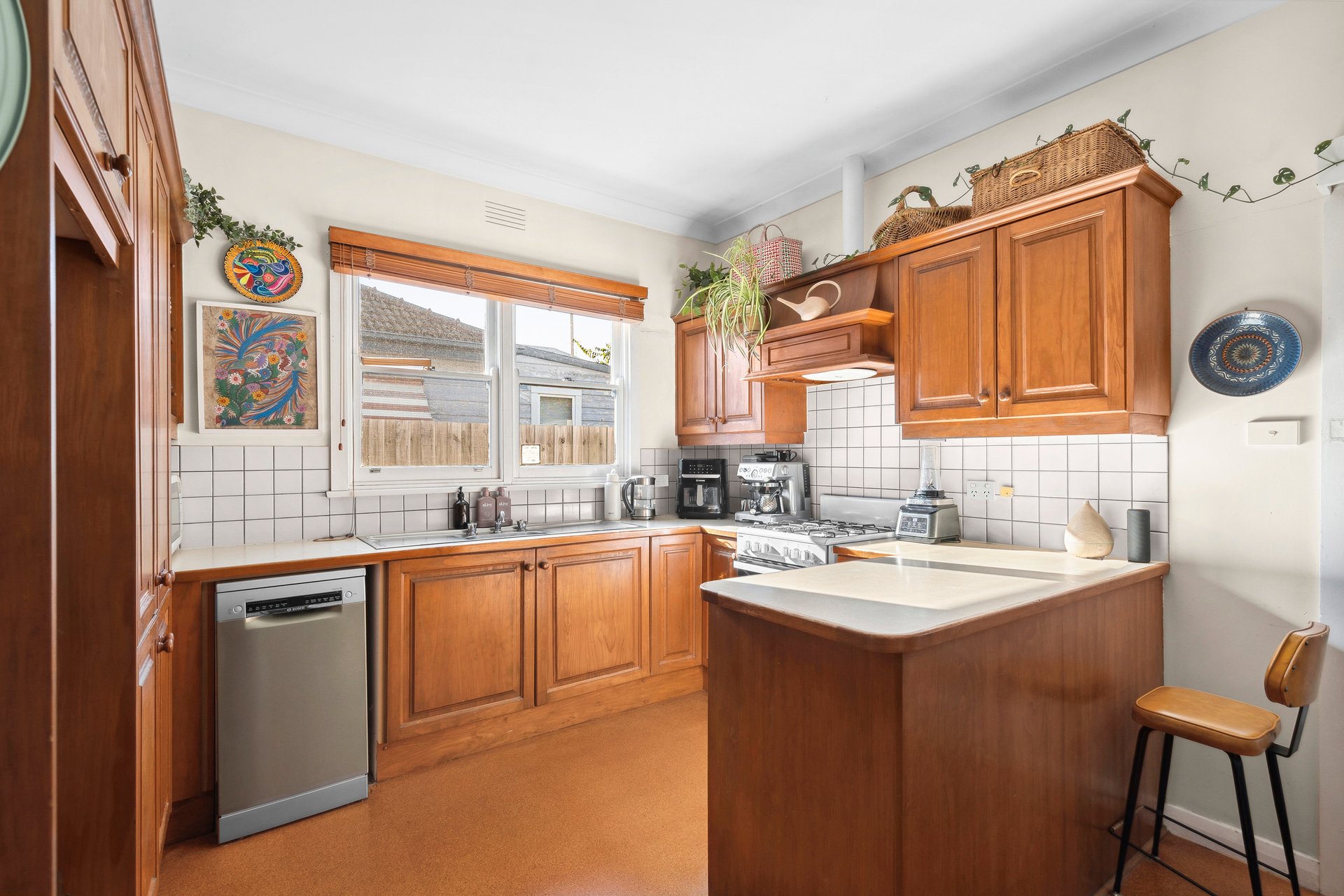 19 Calder Street, Manifold Heights image 2