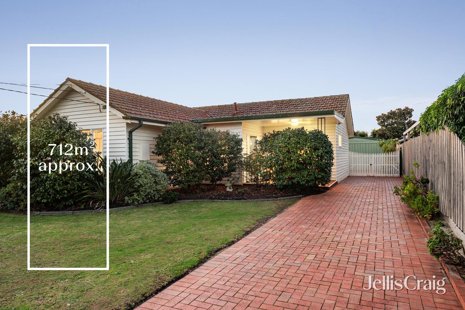 19 Catherine Road, Bentleigh&nbsp;East image 1