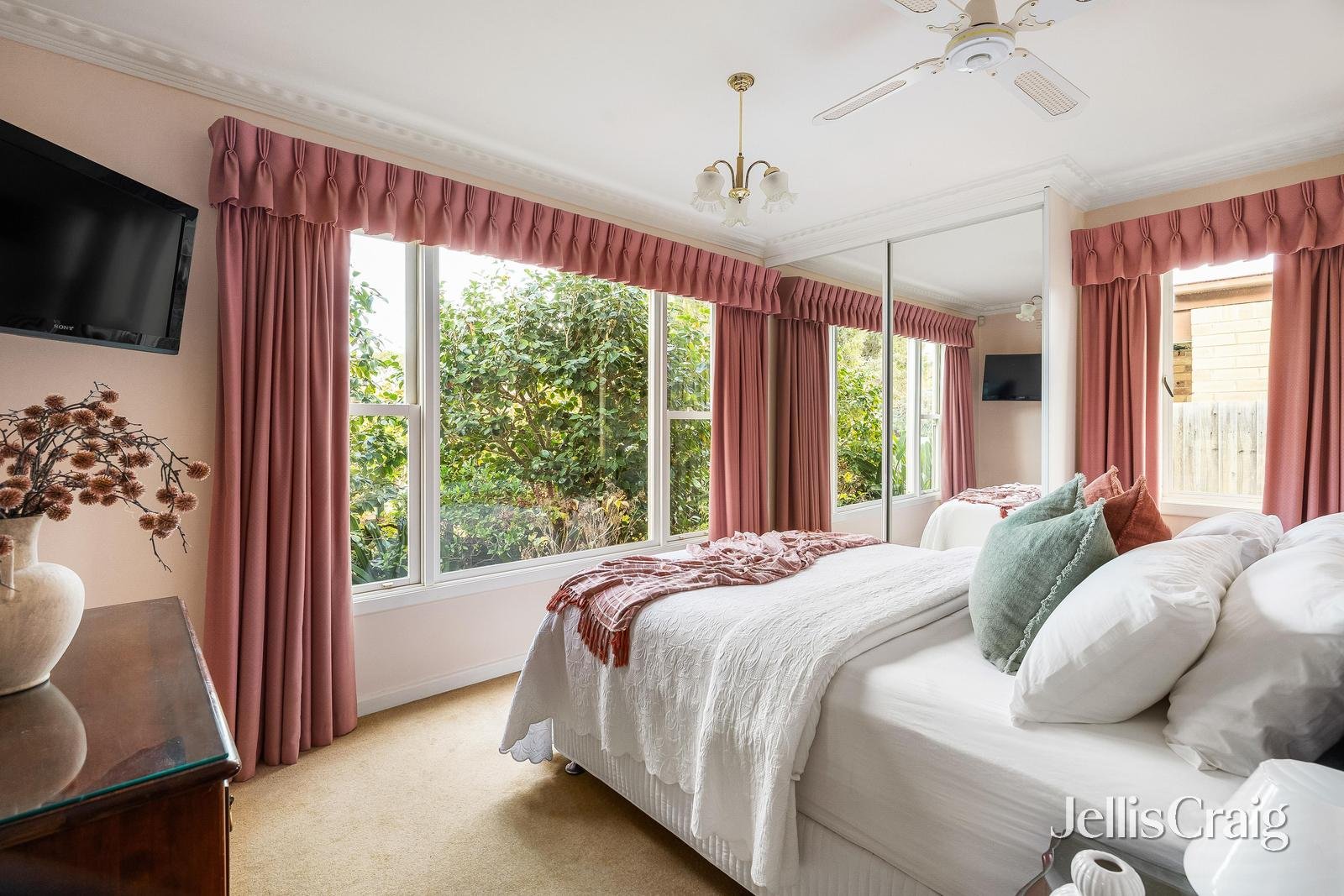 19 Catherine Road, Bentleigh&nbsp;East image 9