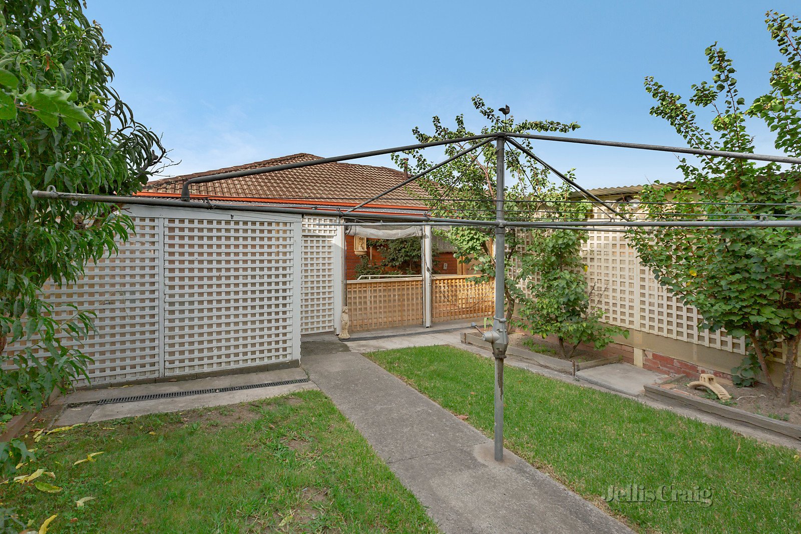 19 Champion Crescent, Bundoora image 5