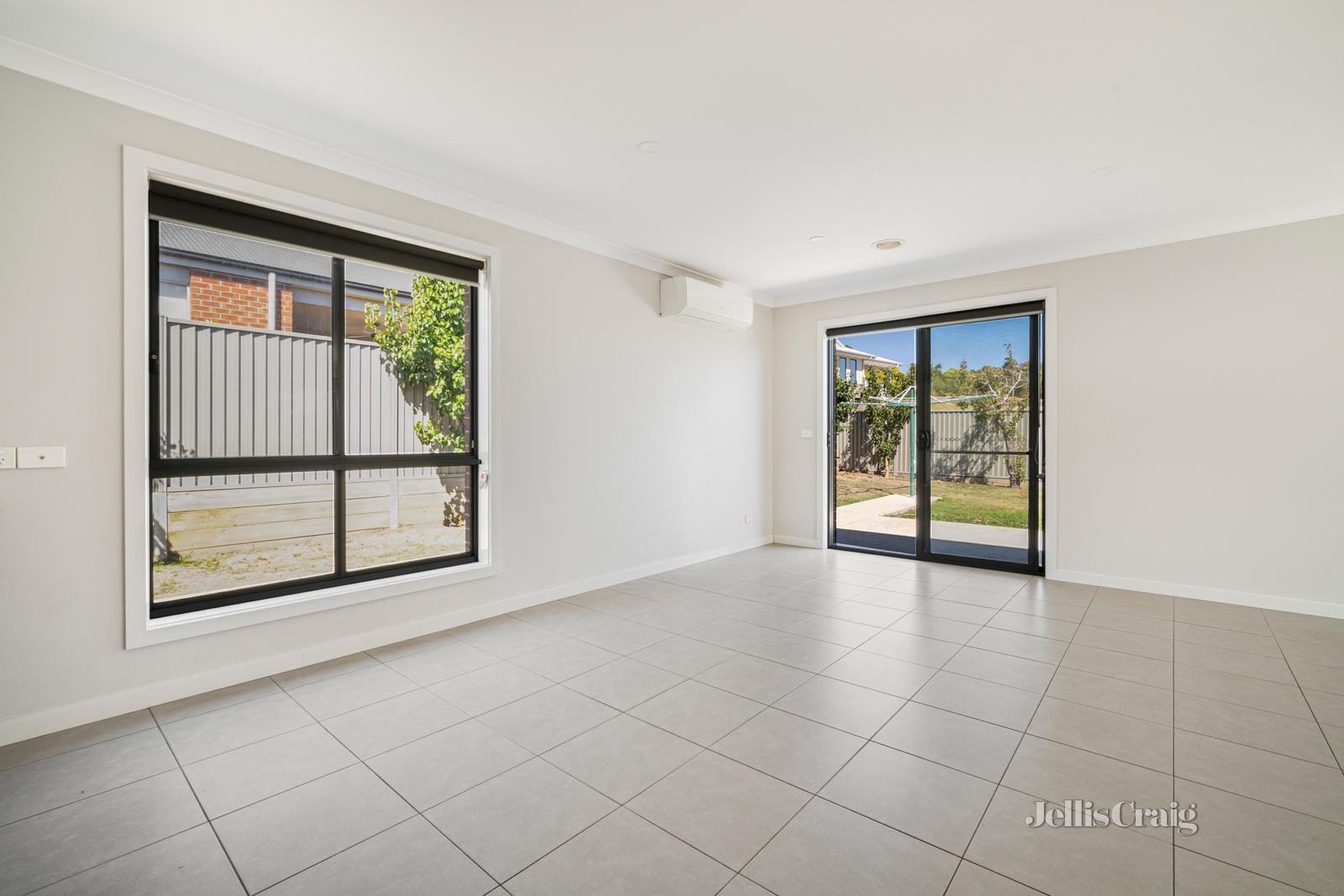 19 Chiara Court, Brown Hill image 12