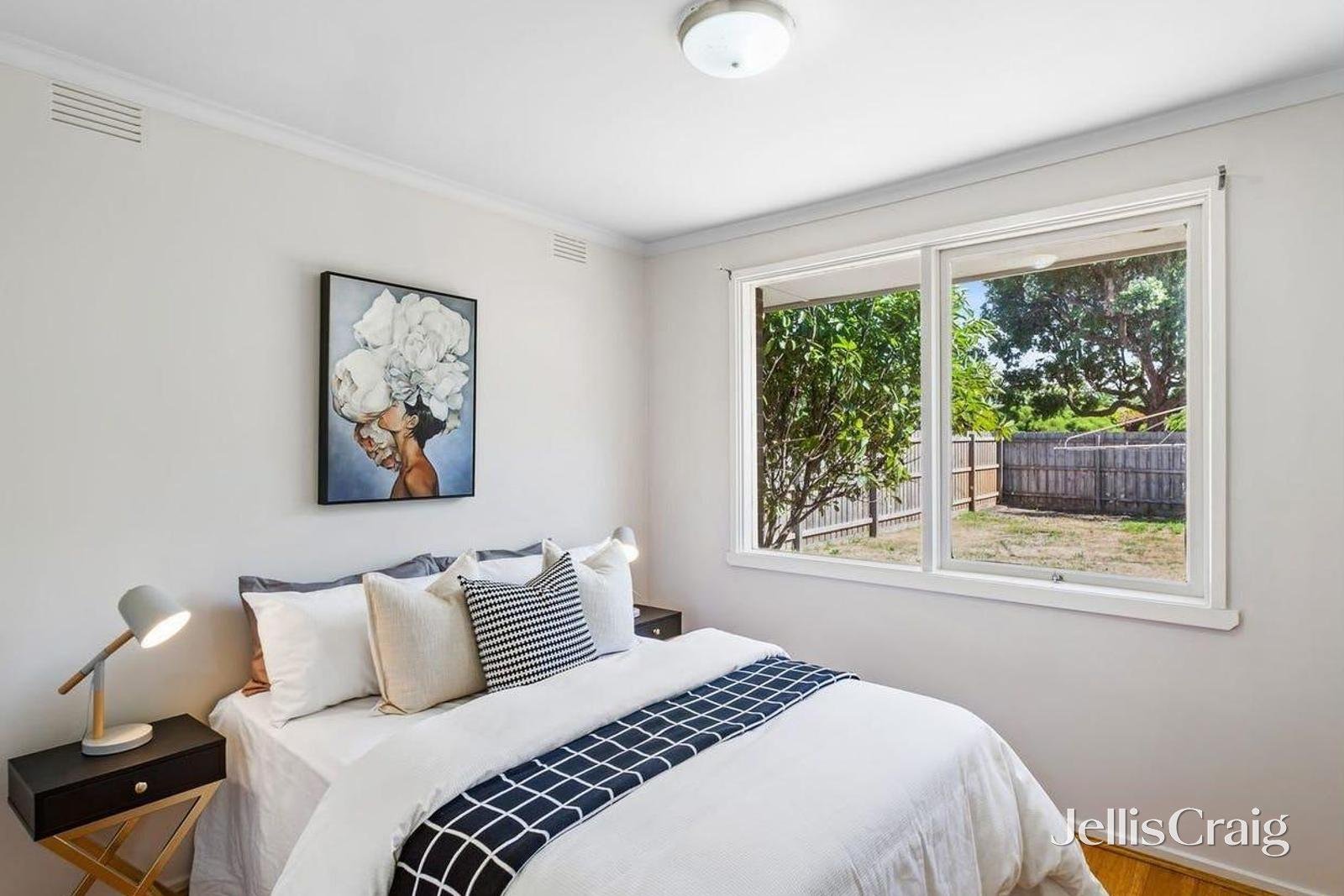 1/9 Chivers Avenue, Glen Waverley image 4