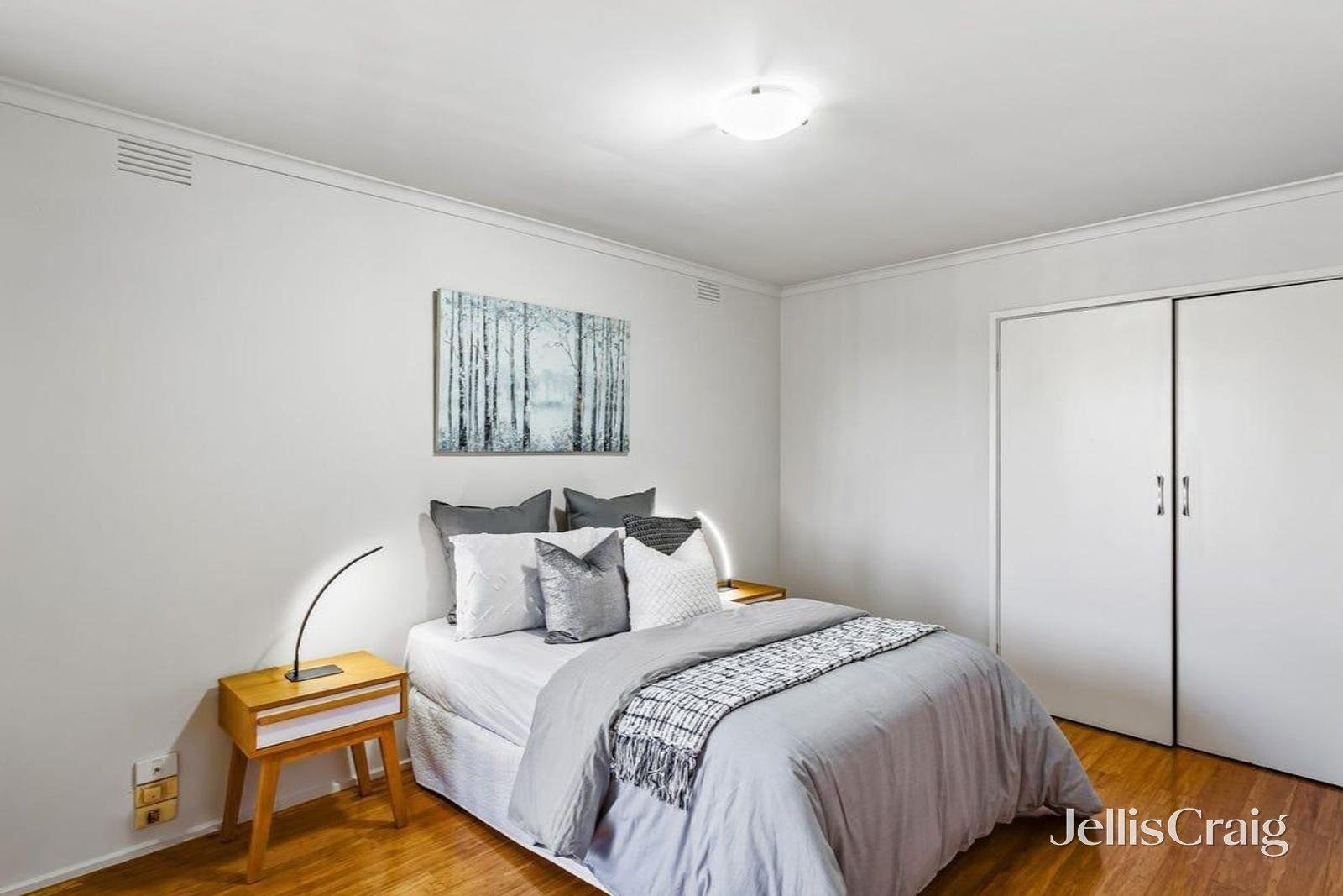 1/9 Chivers Avenue, Glen Waverley image 8