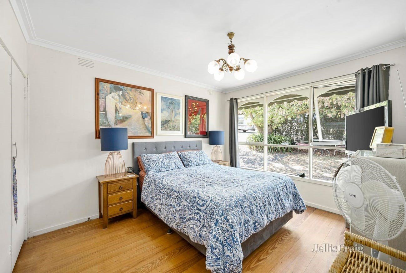 19 Church Road, Doncaster image 5