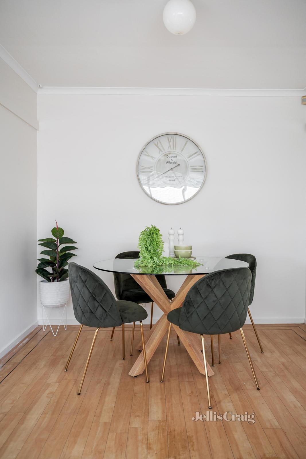 1/9 Churchill Avenue, Chadstone image 9
